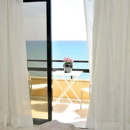 Stadem Apartment Larnaka